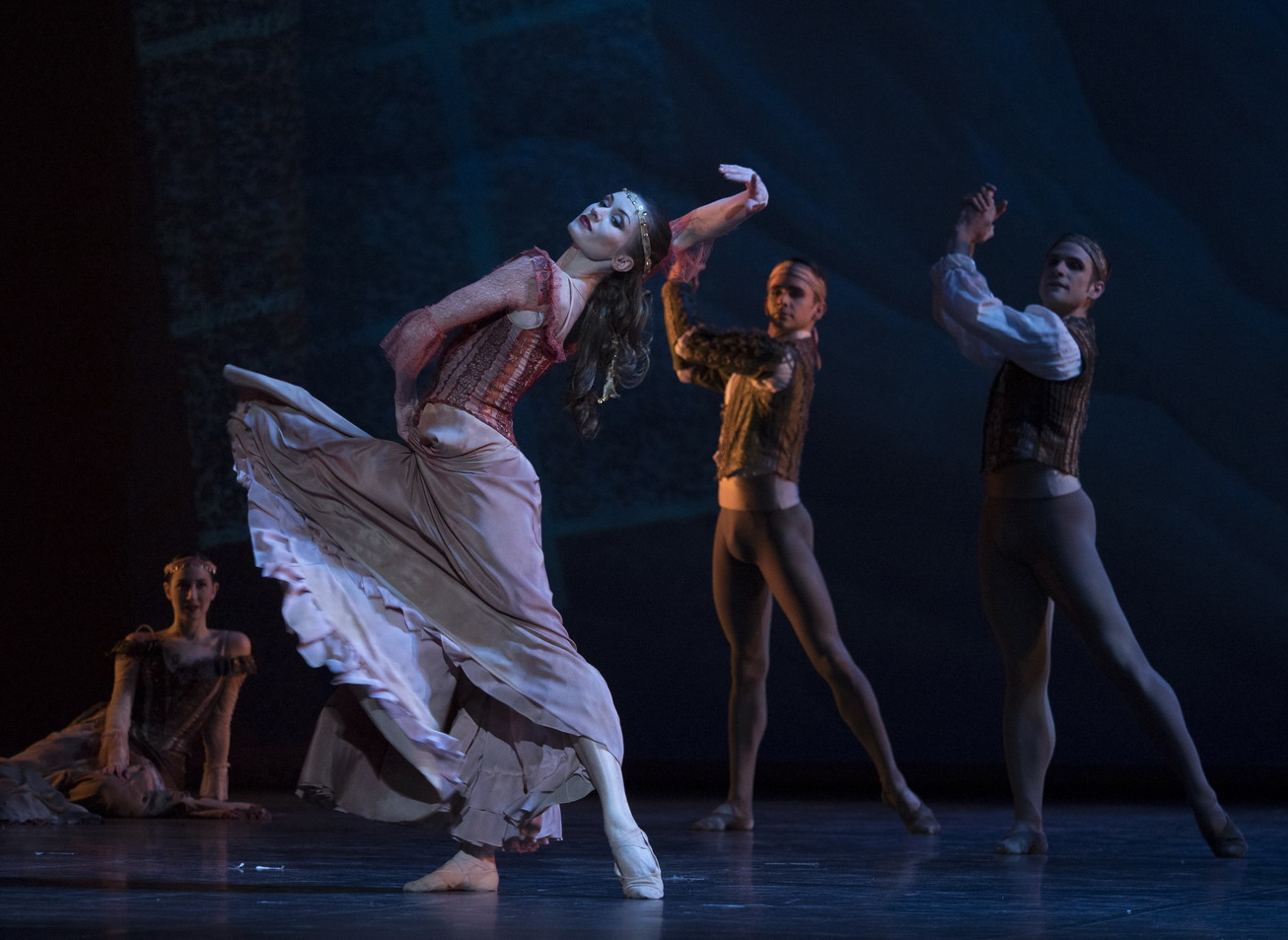 Photographer © Fernando Marcos – Staatsballett Berlin