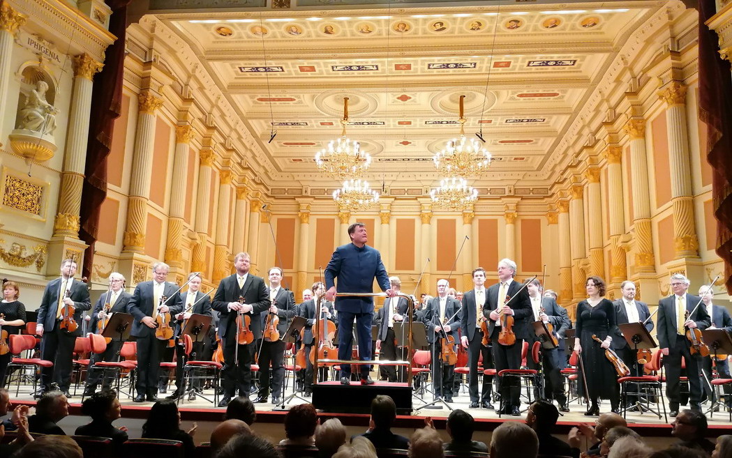 © ElegantClassics - Miloš Bittner